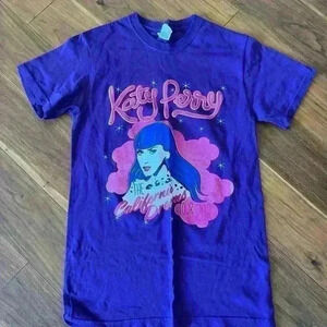 Katy Perry California Dream Tour Tee 2011‎ purple sz small